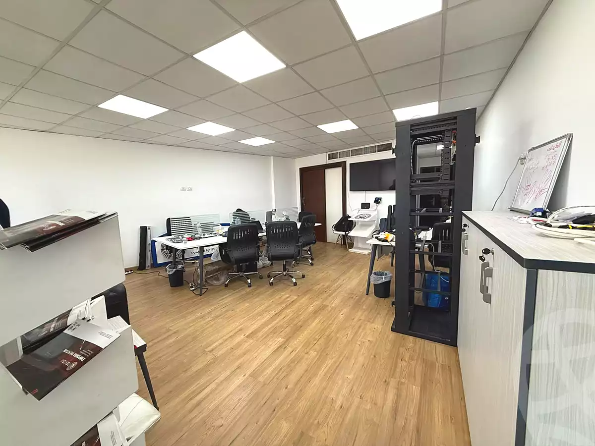 https://aqarmap.com.eg/ar/listing/7357298-for-rent-cairo-el-maadi-compounds-rayhanah-plaza