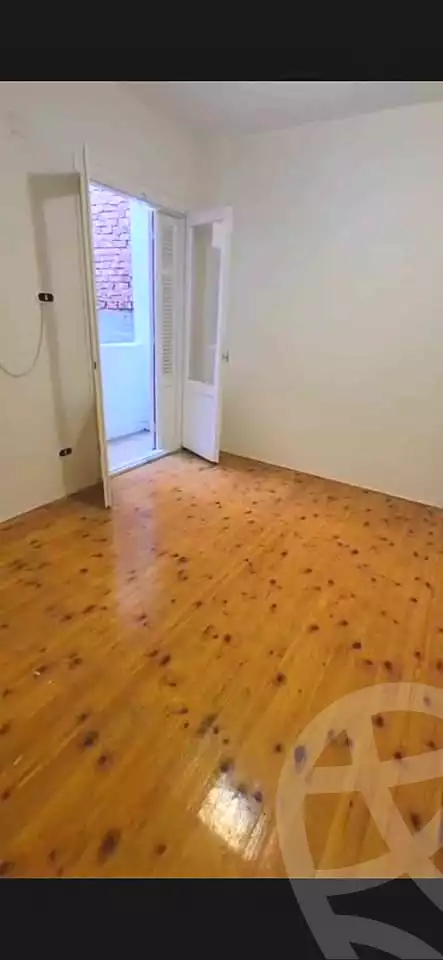 https://aqarmap.com.eg/en/listing/7358356-for-sale-alexandria-camp-cesar