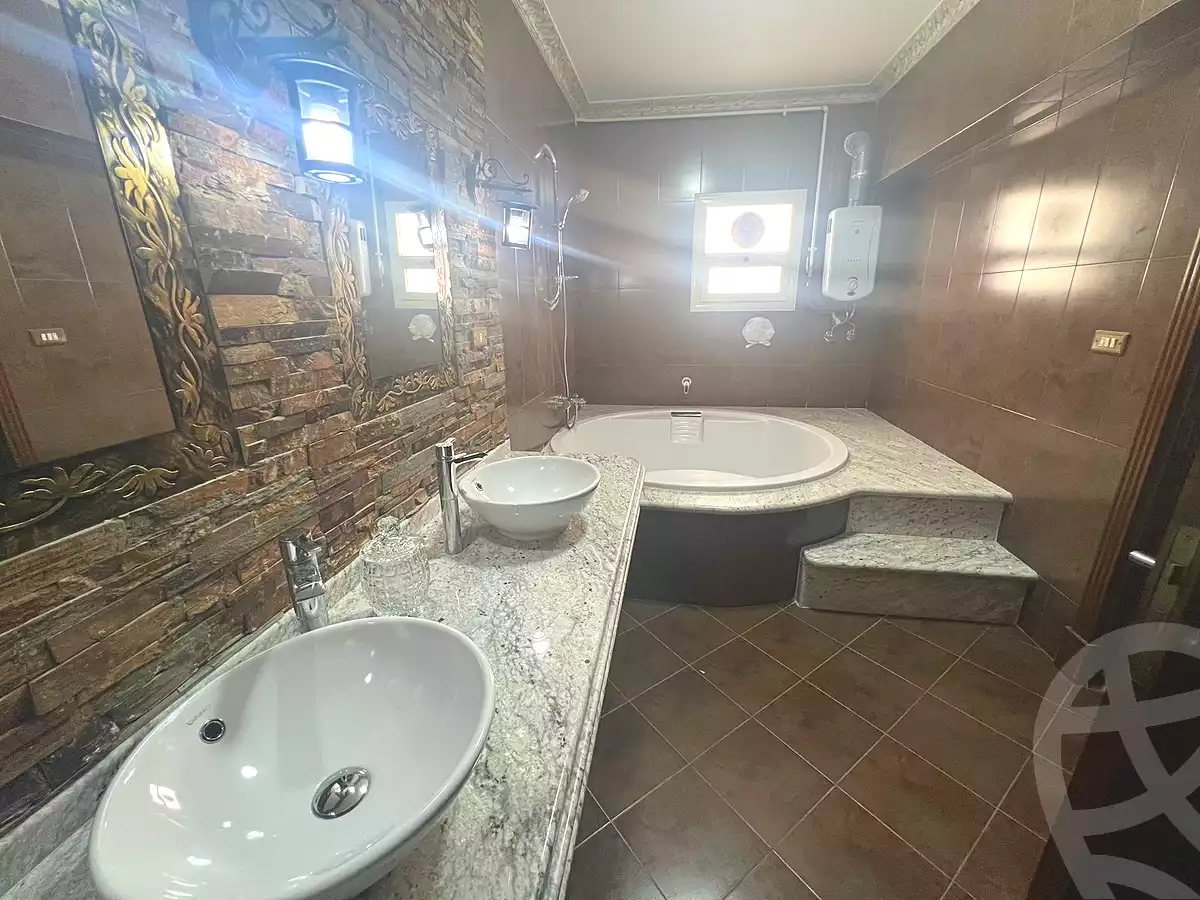 https://aqarmap.com.eg/en/listing/7358421-for-sale-cairo-mokattam-lhdb-l-ly-manteqt-ganob-s
