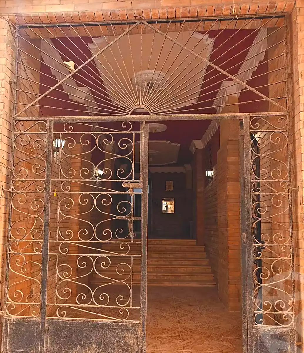 https://aqarmap.com.eg/en/listing/7358830-for-sale-alexandria-al-agamy-el-hanouvel