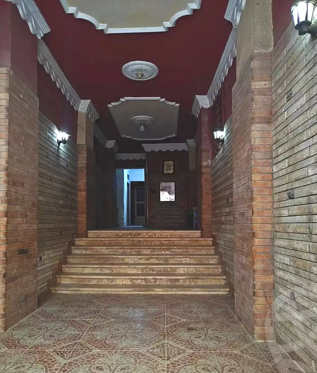 https://aqarmap.com.eg/en/listing/7358830-for-sale-alexandria-al-agamy-el-hanouvel