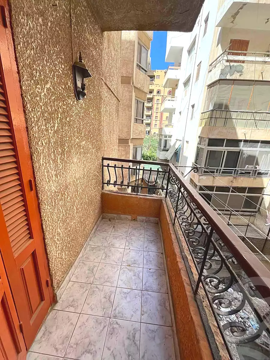 https://aqarmap.com.eg/ar/listing/7358907-for-sale-alexandria-al-agamy-lbytsh-bianchiii-el-bashwat-st