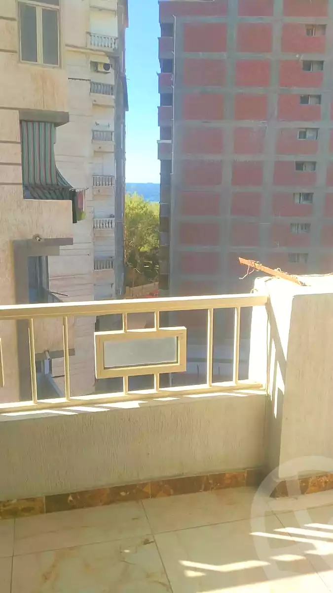 https://aqarmap.com.eg/en/listing/7358998-for-rent-alexandria-al-agamy-lbytsh-el-saleheen-mosque-st