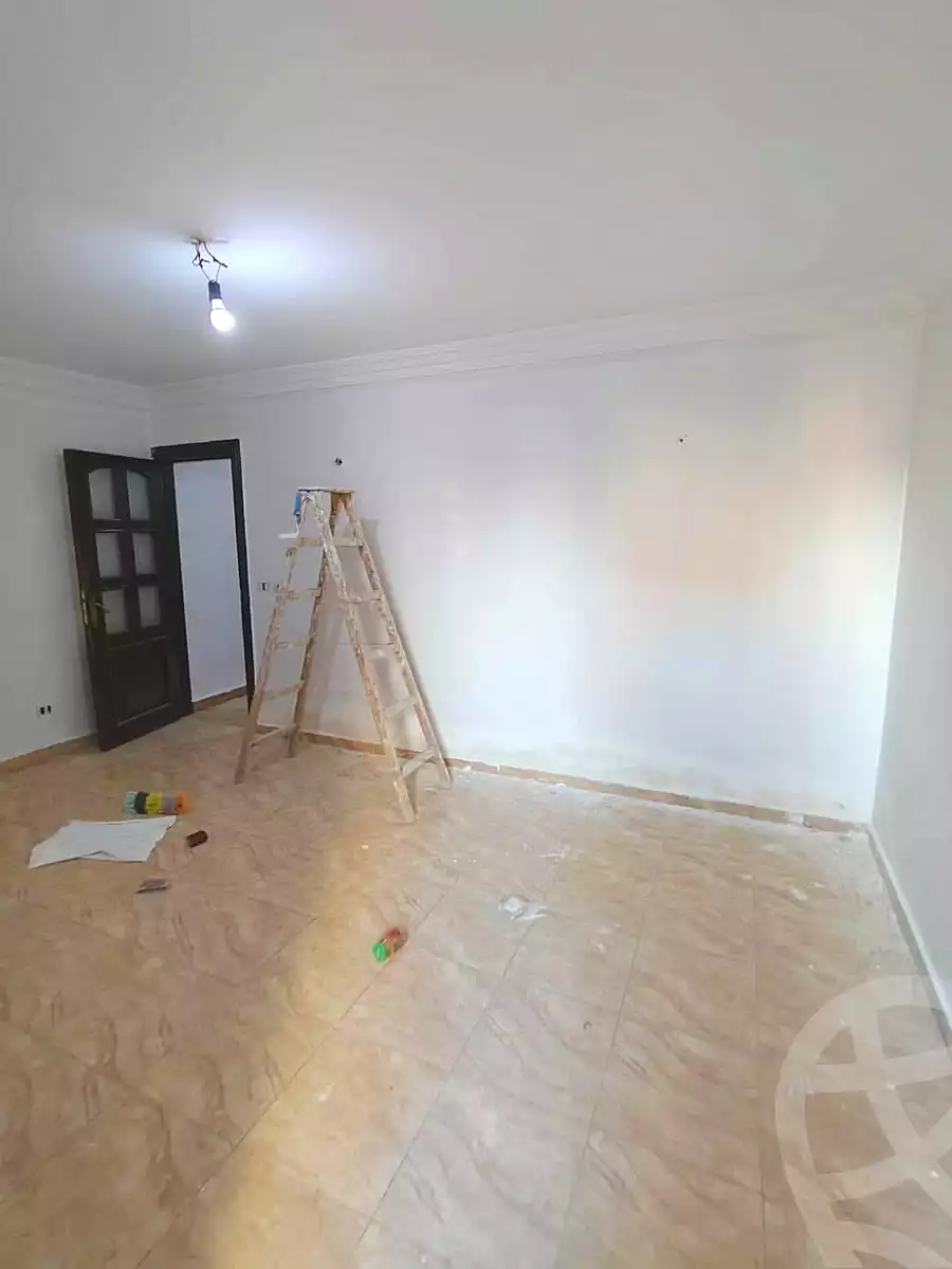 https://aqarmap.com.eg/ar/listing/7359271-for-rent-cairo-ain-shams-mnshy-lthryr