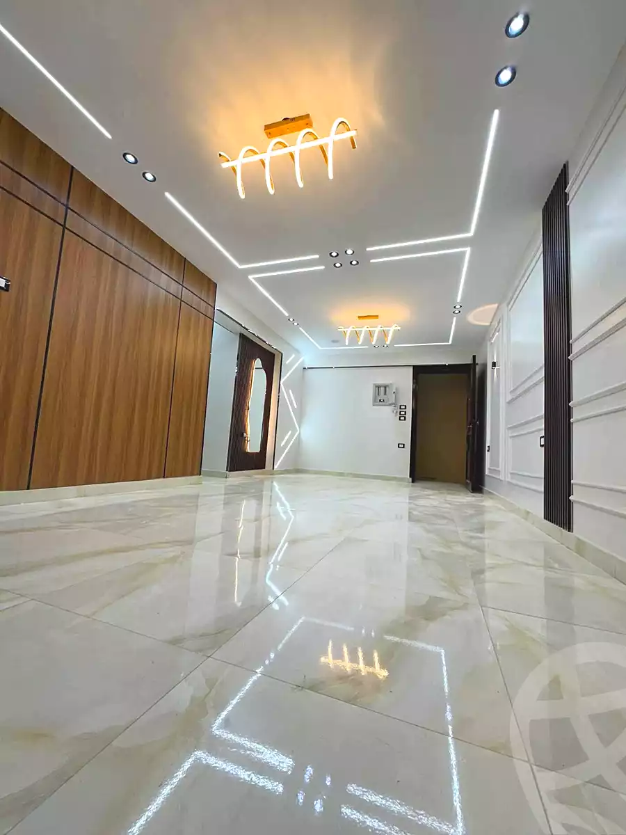 https://aqarmap.com.eg/ar/listing/7359377-for-sale-cairo-elnozha-Streettt-27