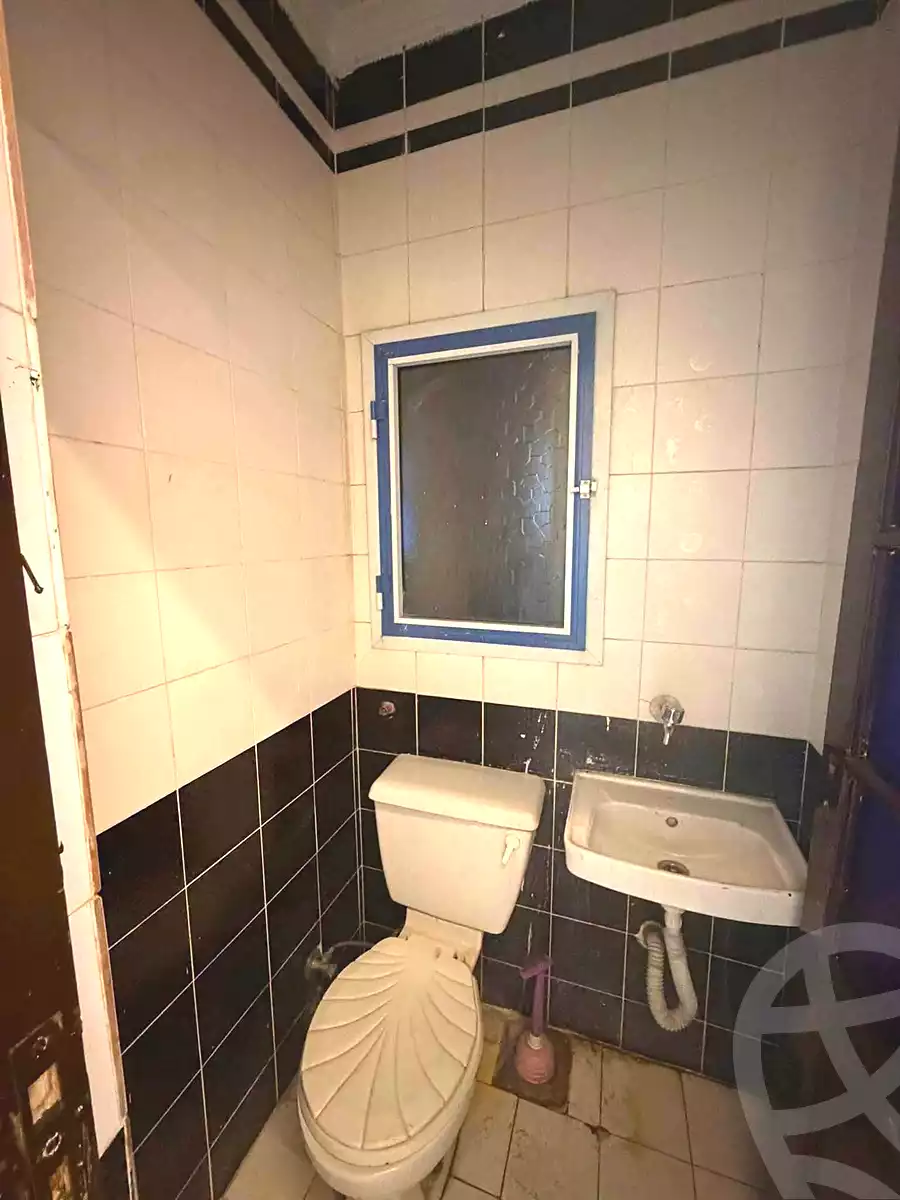 https://aqarmap.com.eg/ar/listing/7359809-for-sale-alexandria-miami-el-gaish-rd-st