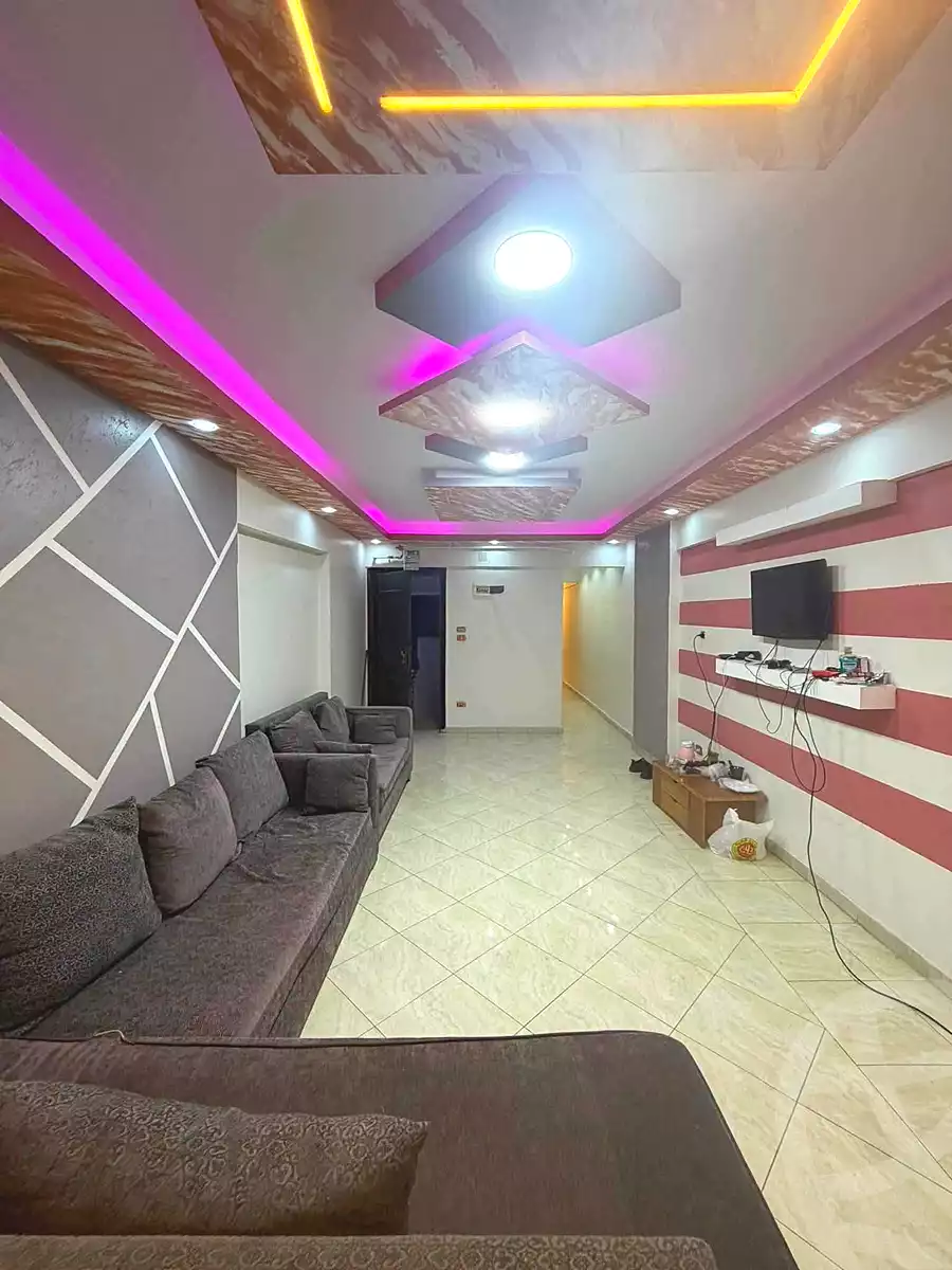 https://aqarmap.com.eg/ar/listing/7359809-for-sale-alexandria-miami-el-gaish-rd-st