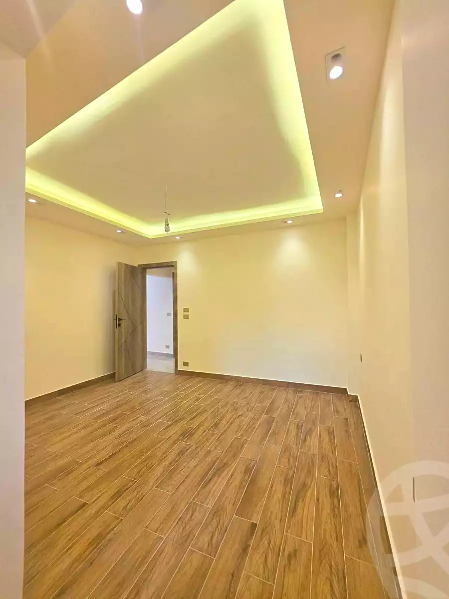 https://aqarmap.com.eg/ar/listing/7359843-for-sale-alexandria-miami-iskandar-ibrahim-st