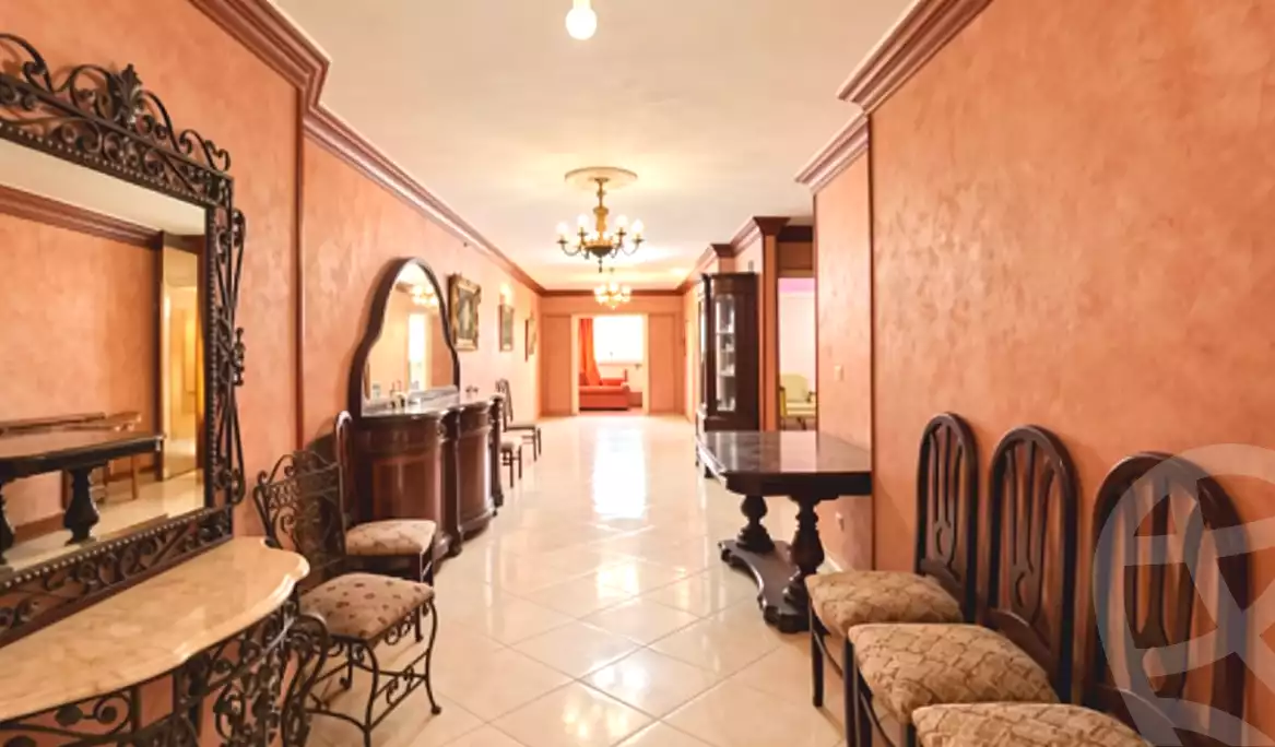 https://aqarmap.com.eg/ar/listing/7359927-for-sale-alexandria-moharram-bey-bwlynw