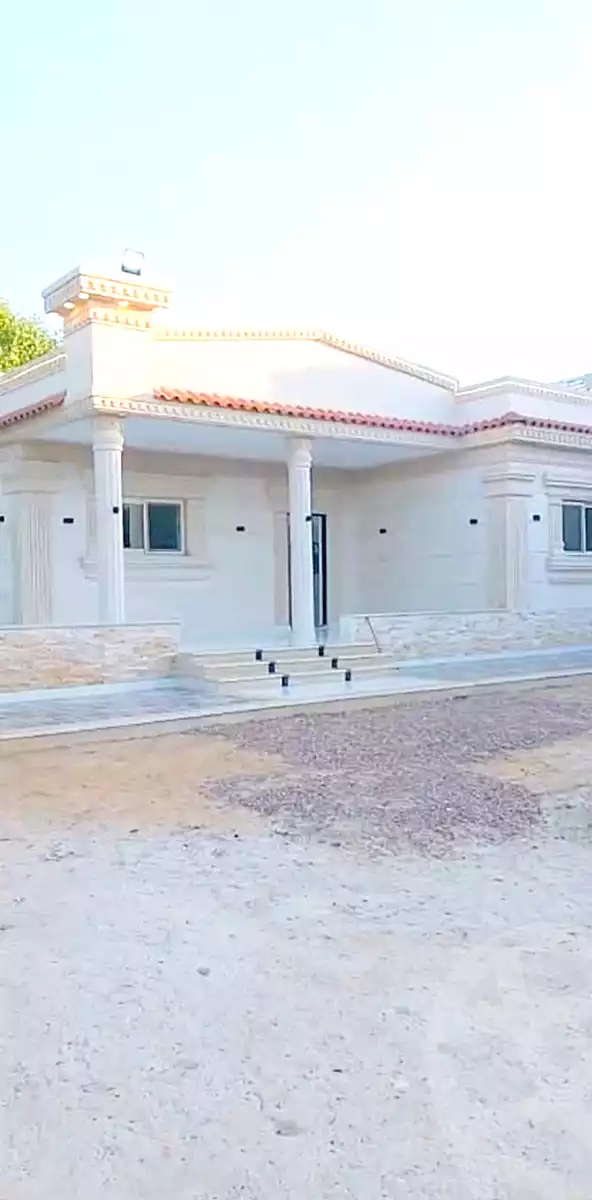 https://aqarmap.com.eg/ar/listing/7359985-for-sale-alexandria-abu-talat