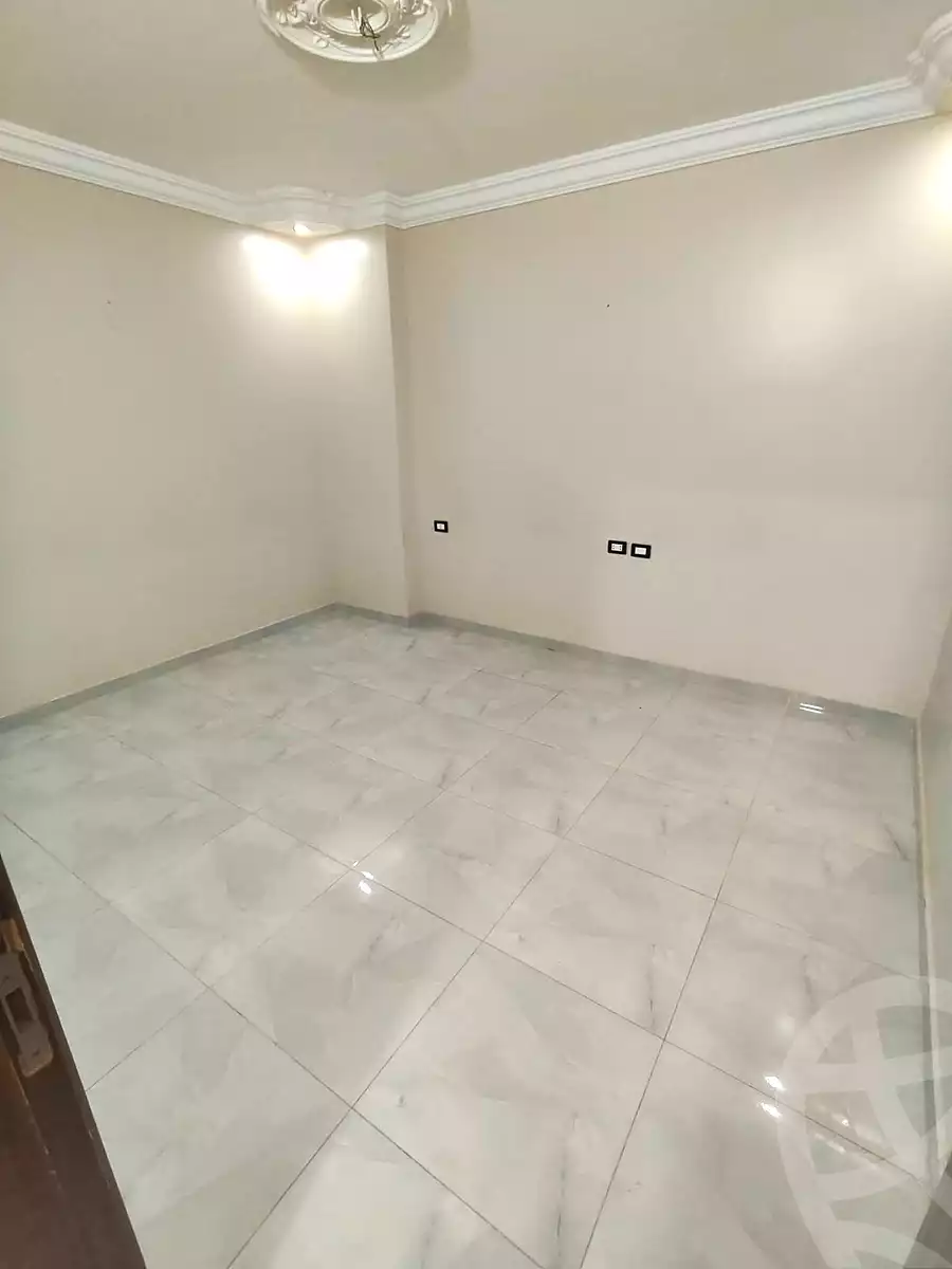 https://aqarmap.com.eg/ar/listing/7360362-for-rent-cairo-helwan-hadayek-helwan-nile-corniche-st