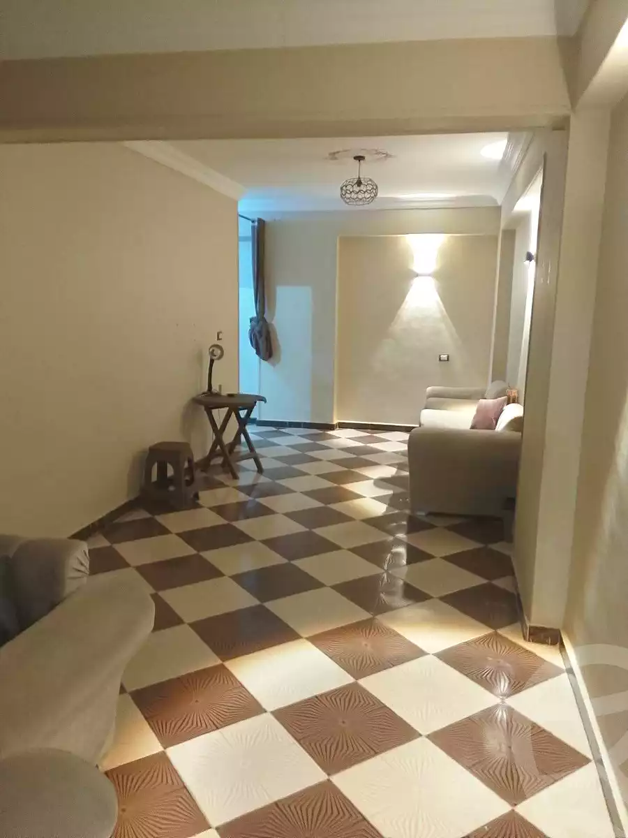 https://aqarmap.com.eg/ar/listing/7360621-for-rent-cairo-helwan-helwan-el-sharkeya-ryad-pasha-st