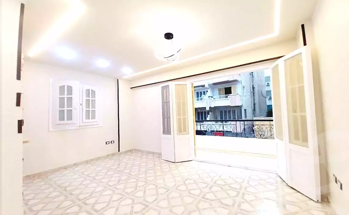 https://aqarmap.com.eg/ar/listing/7360620-for-sale-alexandria-al-agamy-shataa-el-nakheel