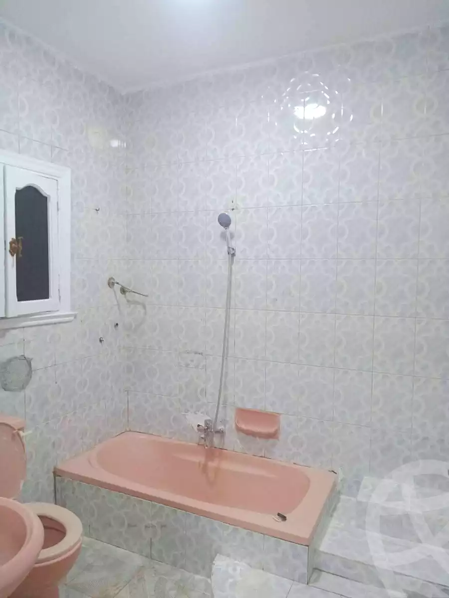 https://aqarmap.com.eg/en/listing/7360895-for-sale-alexandria-al-agamy-el-hanouvel