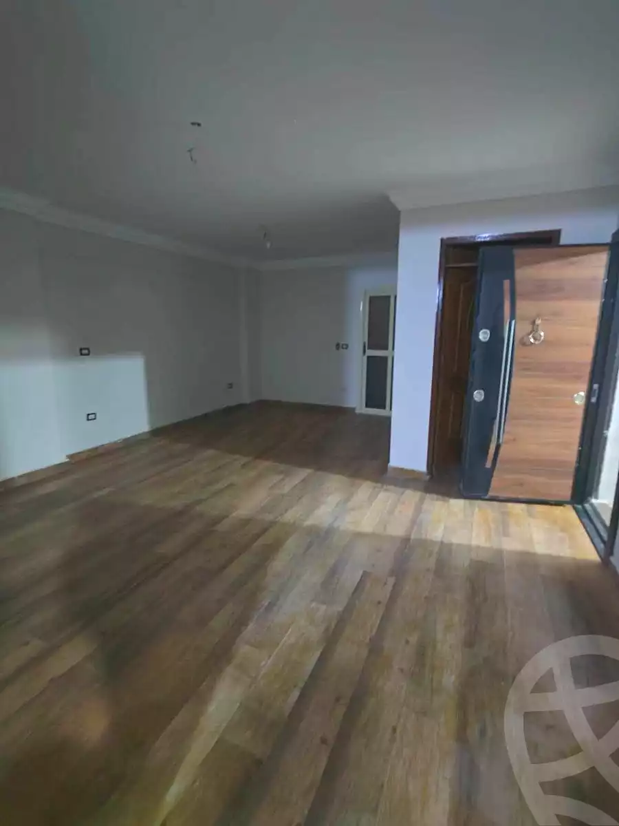 https://aqarmap.com.eg/ar/listing/7360993-for-rent-cairo-ain-shams-mnshy-lthryr