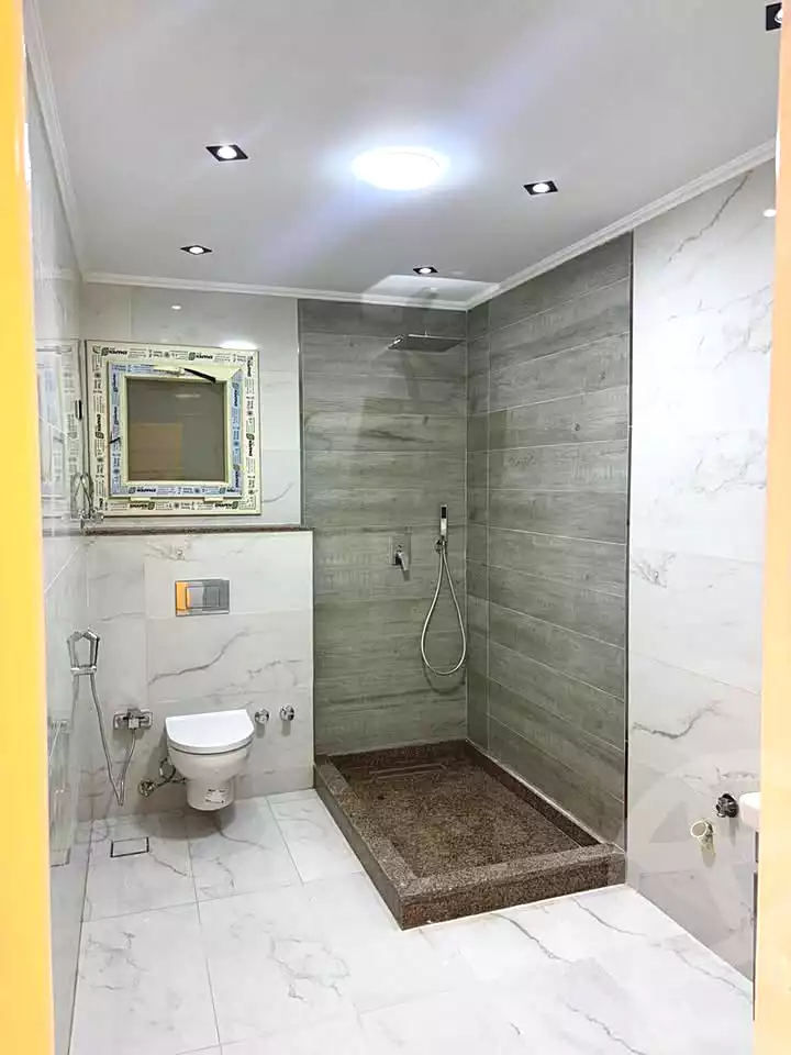 https://aqarmap.com.eg/en/listing/7361167-for-sale-alexandria-sydy-bshr-sydy-bshr-bhry-shr-mhmwd-l-yswy