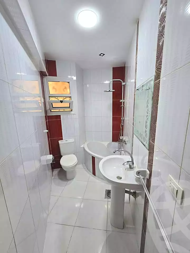 https://aqarmap.com.eg/ar/listing/7361251-for-sale-alexandria-el-asafra-shr-45