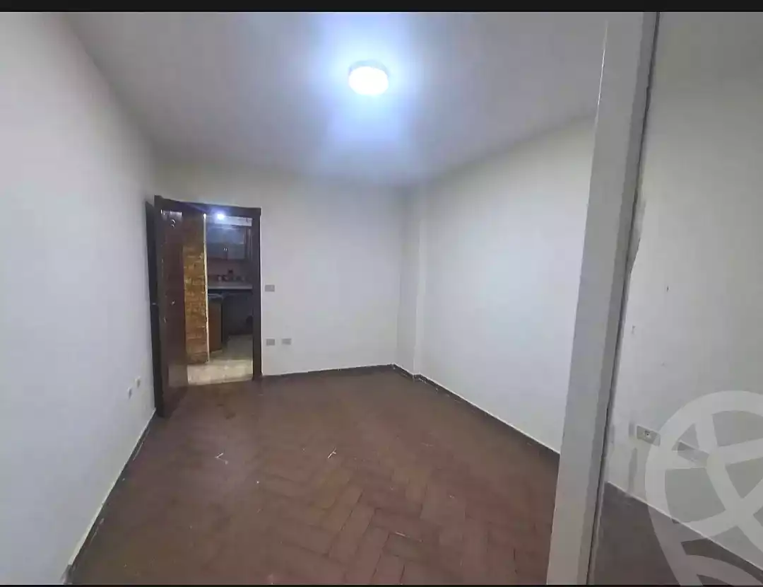 https://aqarmap.com.eg/en/listing/7361289-for-sale-alexandria-el-mandara-shr-jml-bd-lnsr