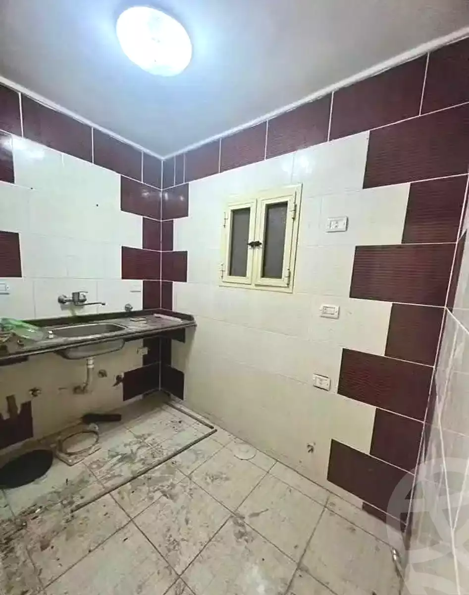 https://aqarmap.com.eg/ar/listing/7361297-for-sale-alexandria-al-agamy-lbytsh-el-saleheen-mosque-st