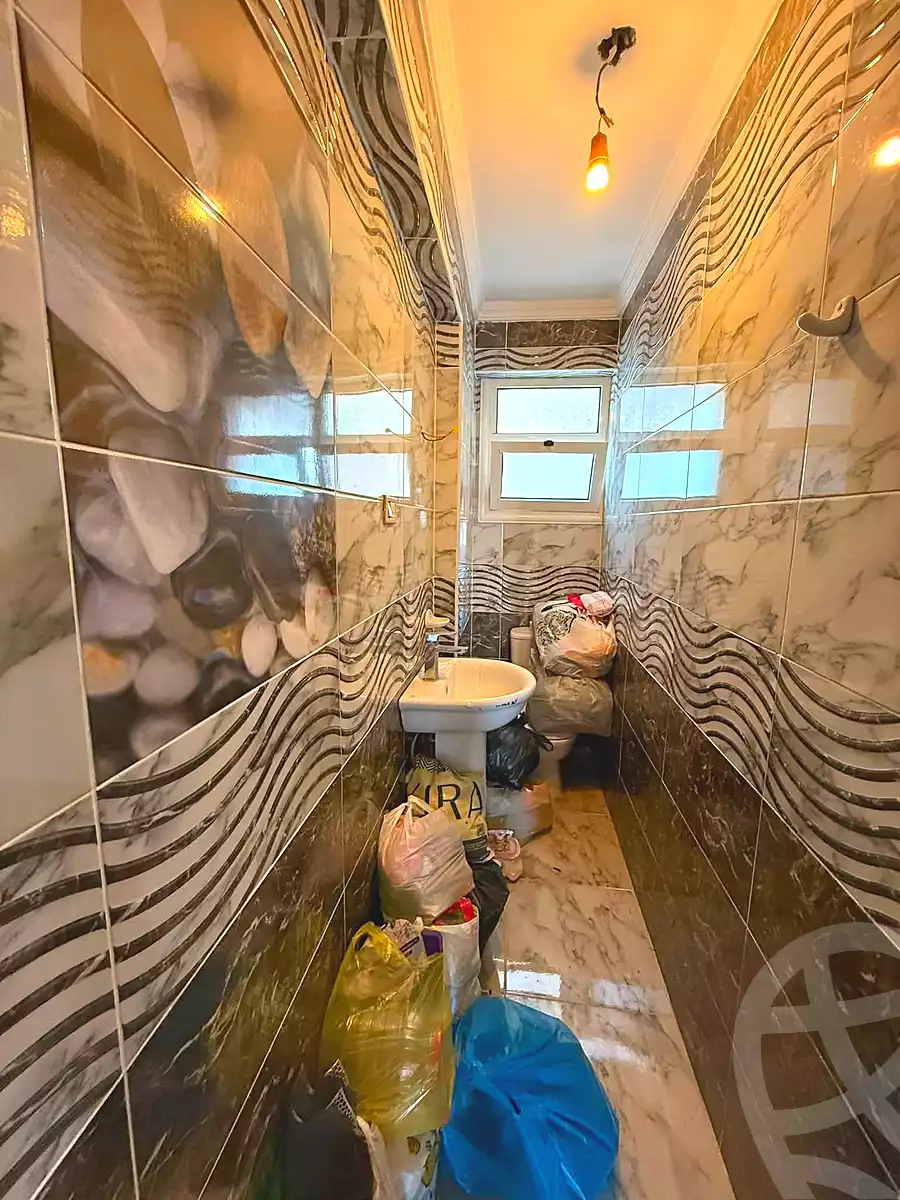 https://aqarmap.com.eg/ar/listing/7361339-for-sale-alexandria-sydy-bshr-sydy-bshr-bhry-mohamed-el-srafi-st.
