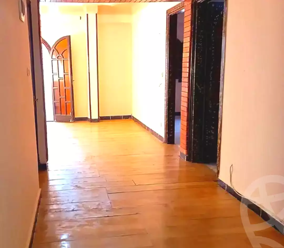 https://aqarmap.com.eg/ar/listing/7361479-for-sale-alexandria-al-agamy-bw-ywsf