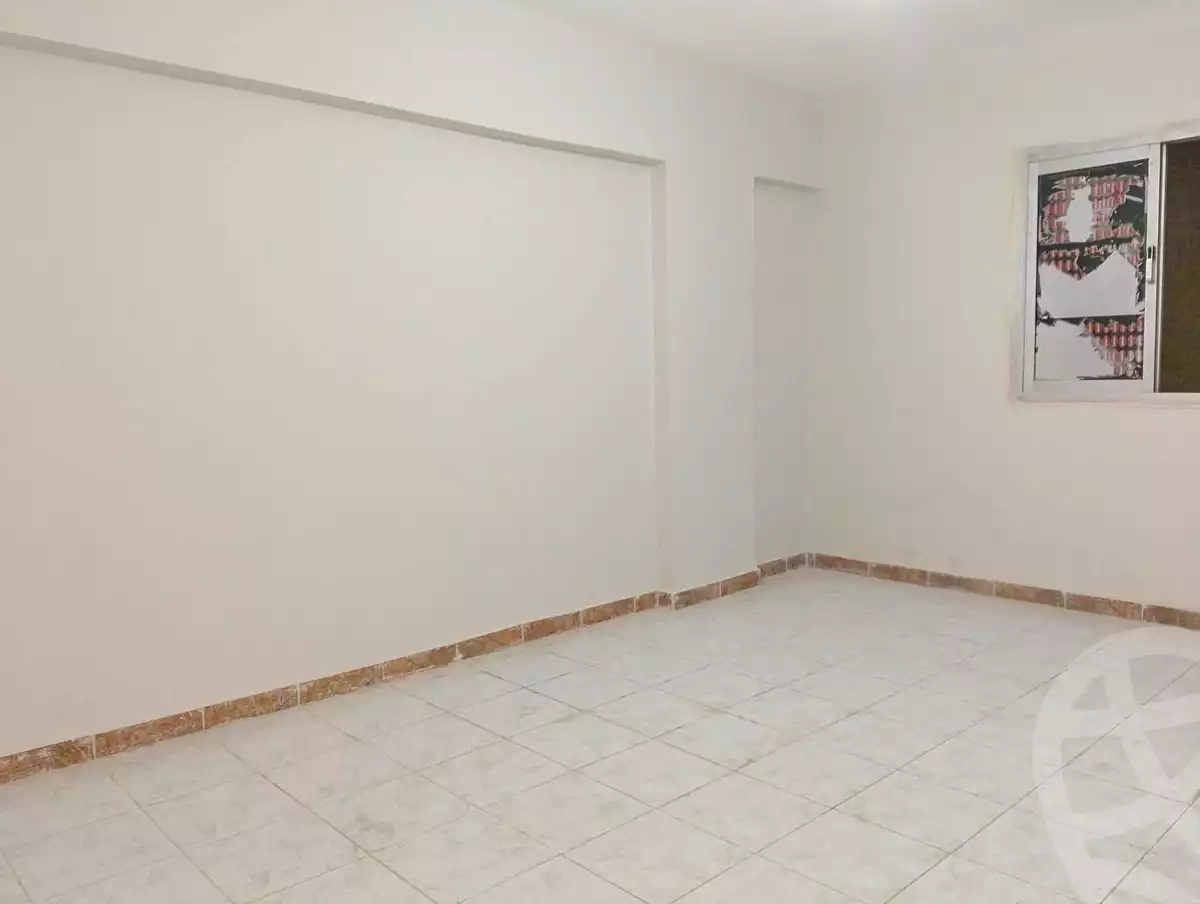 https://aqarmap.com.eg/ar/listing/7361835-for-sale-alexandria-al-agamy-el-hanouvel-radwan-st