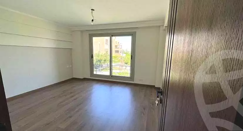 https://aqarmap.com.eg/ar/listing/7361842-for-sale-cairo-new-cairo-compounds-blm-hylz-nyw-kyrw