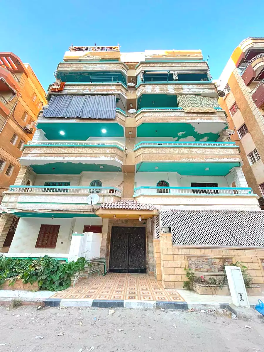 https://aqarmap.com.eg/ar/listing/7361894-for-sale-alexandria-al-agamy-shataa-el-nakheel