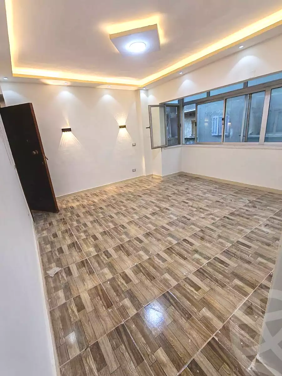 https://aqarmap.com.eg/ar/listing/7361899-for-sale-alexandria-al-agamy-el-hanouvel