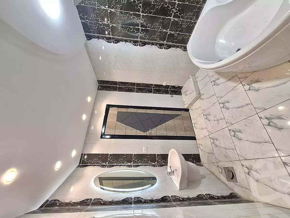 https://aqarmap.com.eg/ar/listing/7362436-for-sale-cairo-shoubra-el-mzalat-teraat-al-saghira-st