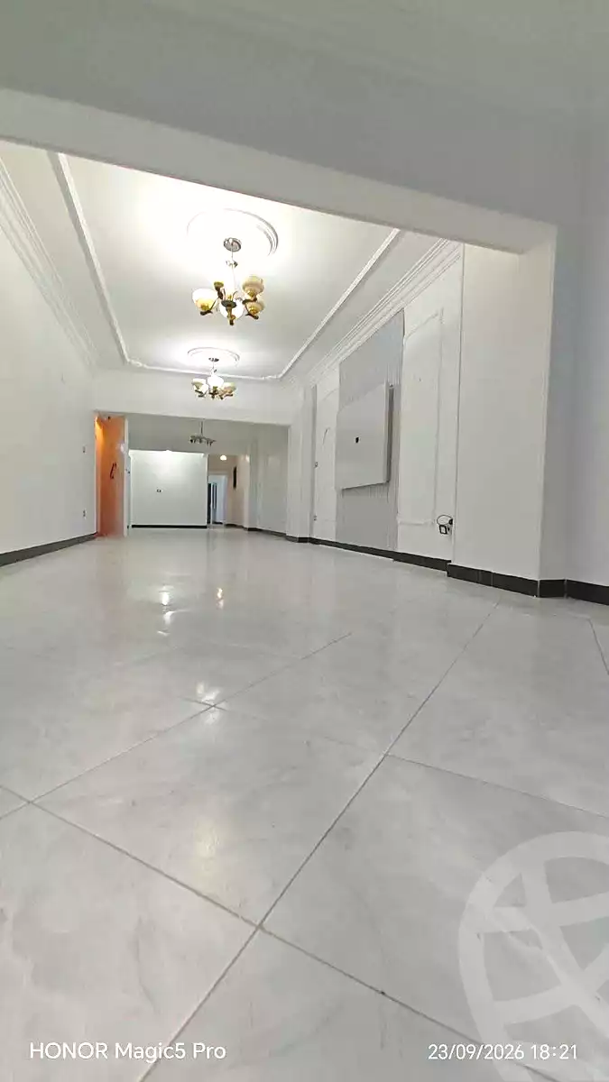 https://aqarmap.com.eg/ar/listing/7362754-for-sale-cairo-helwan-helwan-el-sharkeya-khesro-basha-st