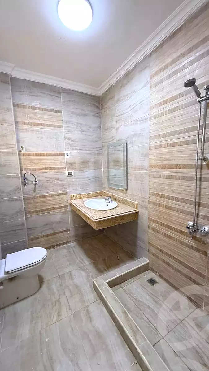 https://aqarmap.com.eg/ar/listing/7363205-for-rent-cairo-new-administrative-capital-r3-d8
