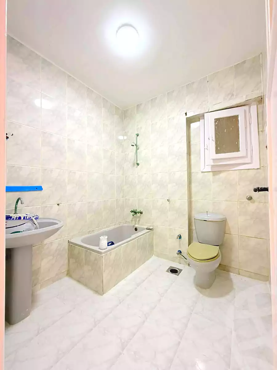 https://aqarmap.com.eg/en/listing/7363395-for-sale-alexandria-al-agamy