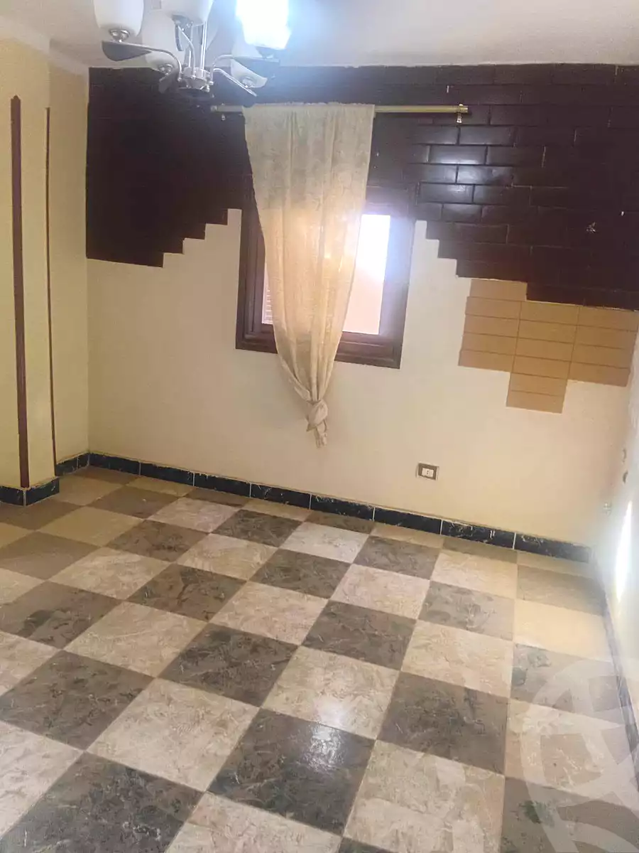 https://aqarmap.com.eg/en/listing/7363668-for-rent-cairo-ain-shams-ahmed-esmat-st