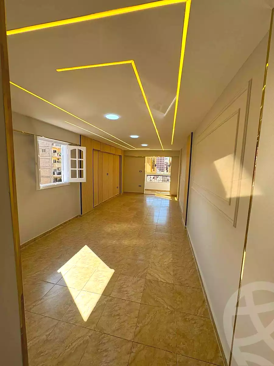 https://aqarmap.com.eg/ar/listing/7364281-for-sale-alexandria-el-asafra-shr-45