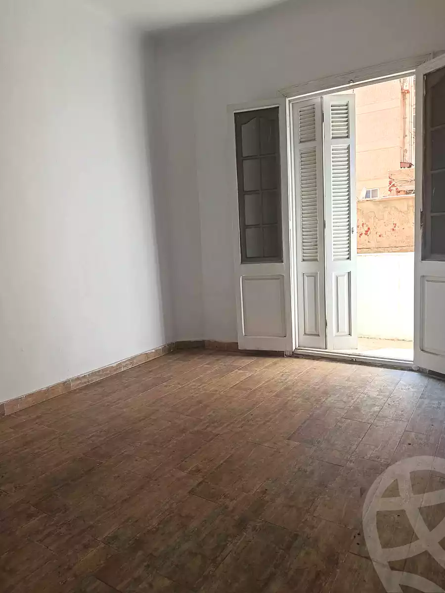 https://aqarmap.com.eg/ar/listing/7364533-for-sale-alexandria-camp-cesar