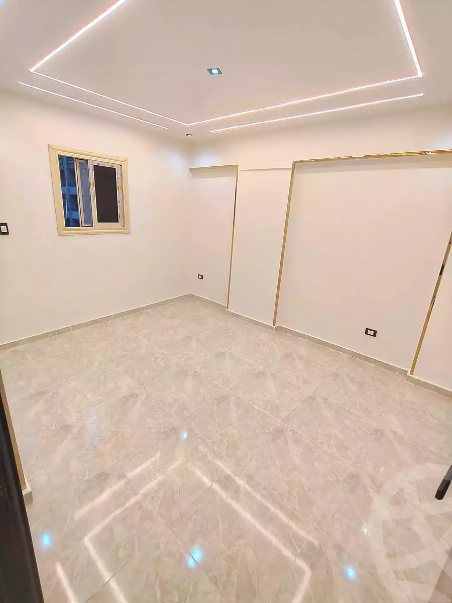 https://aqarmap.com.eg/ar/listing/7364559-for-sale-alexandria-miami-shr-jml-bd-lnsr