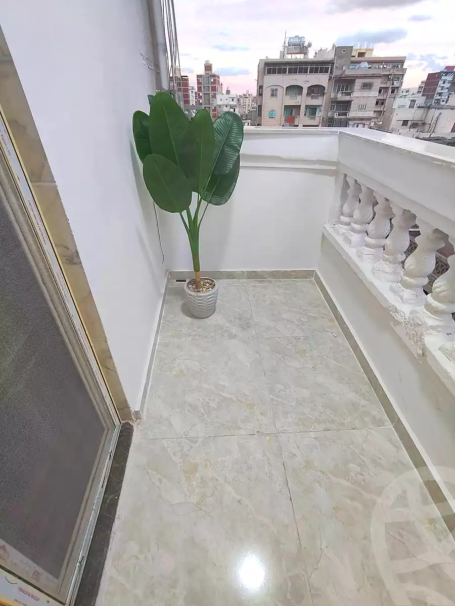 https://aqarmap.com.eg/ar/listing/7364559-for-sale-alexandria-miami-shr-jml-bd-lnsr