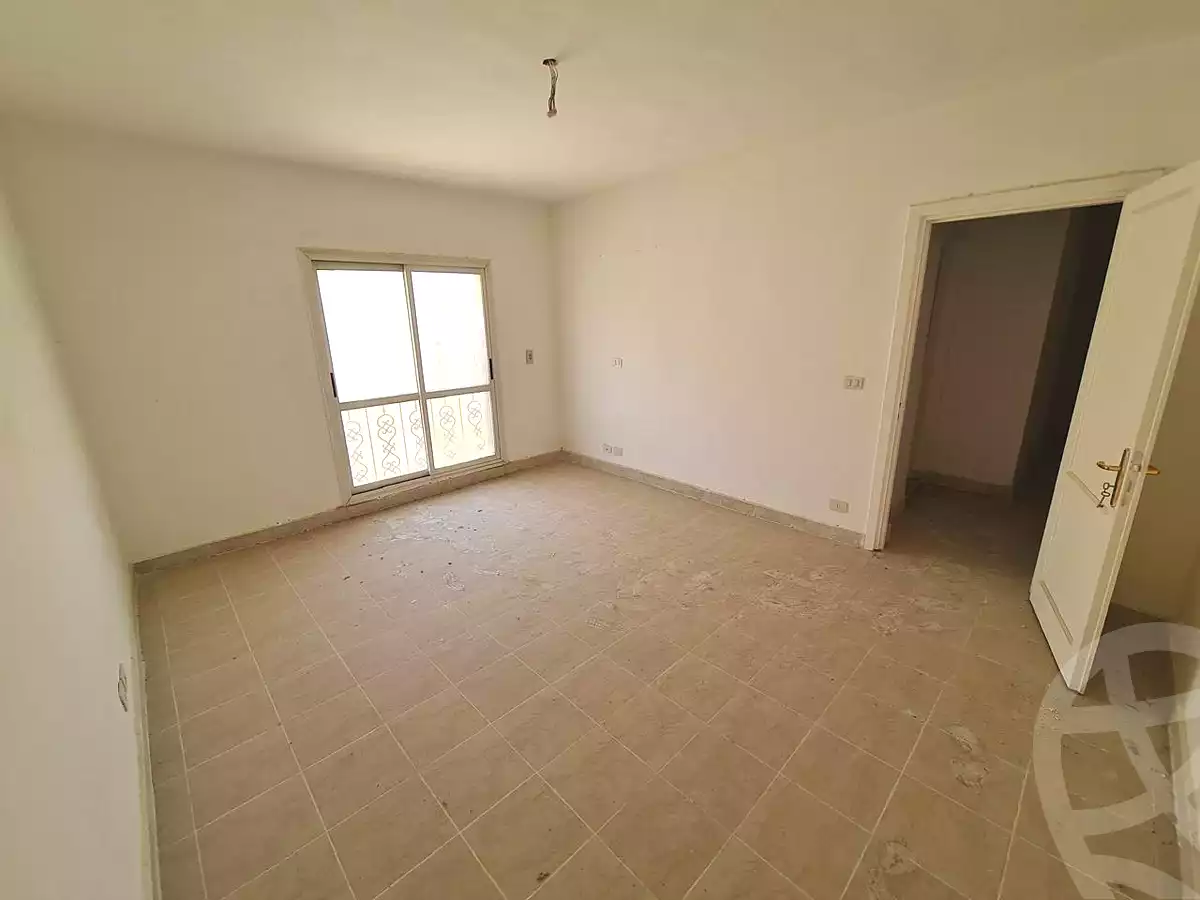 https://aqarmap.com.eg/ar/listing/7364997-for-sale-cairo-new-cairo-lrhb-city-phase-8