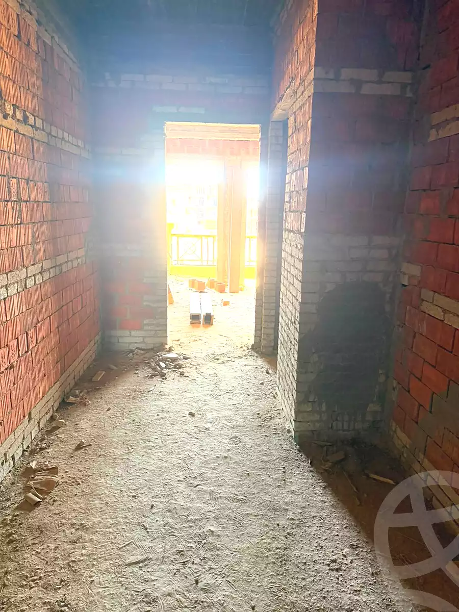 https://aqarmap.com.eg/ar/listing/7365094-for-sale-cairo-el-shorouk-compounds-maadi-view