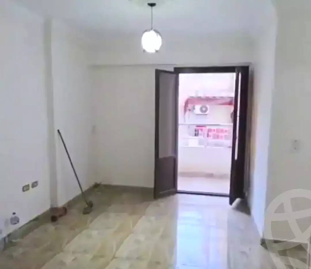 https://aqarmap.com.eg/ar/listing/7365113-for-sale-alexandria-sydy-bshr-sydy-bshr-bhry