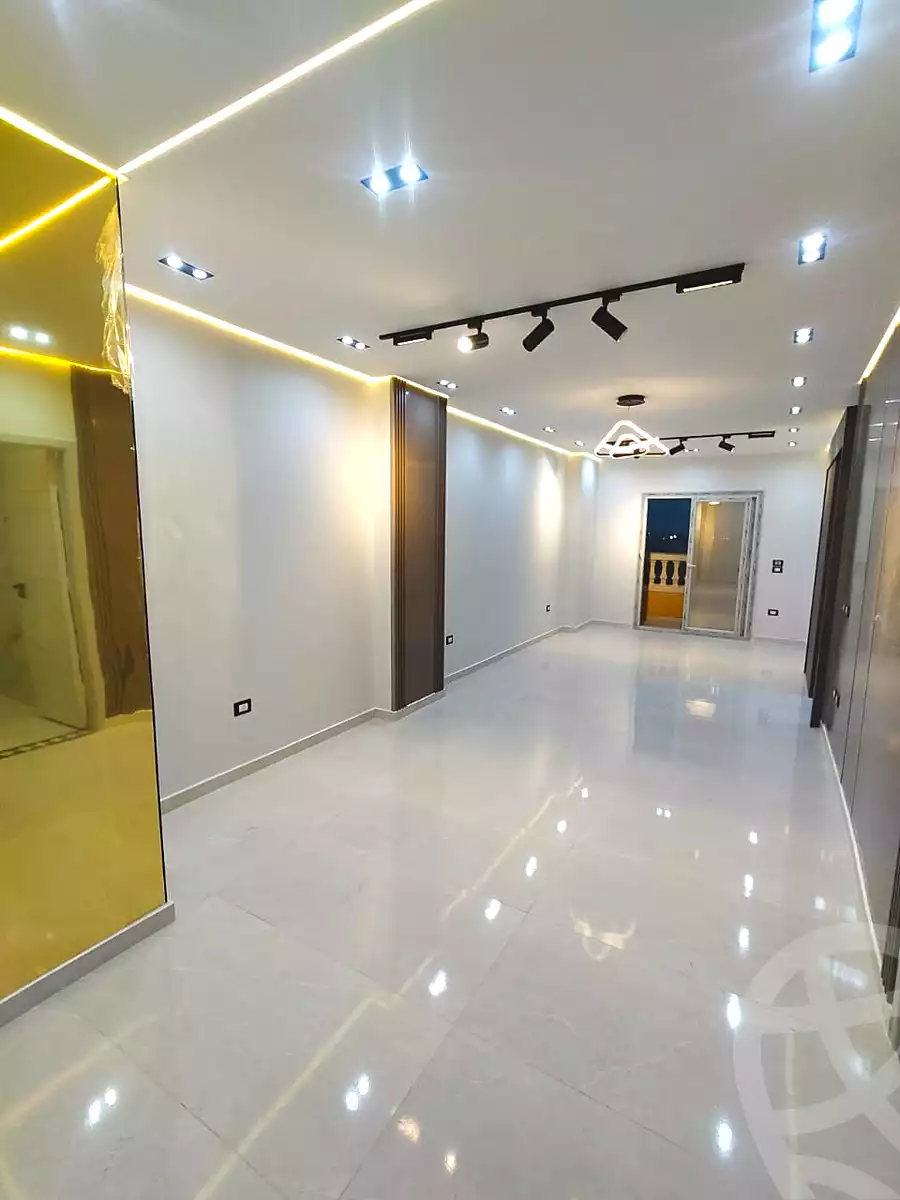 https://aqarmap.com.eg/ar/listing/7365206-for-sale-cairo-6th-of-october-hadaeq-october-compounds-el-fardoos-city