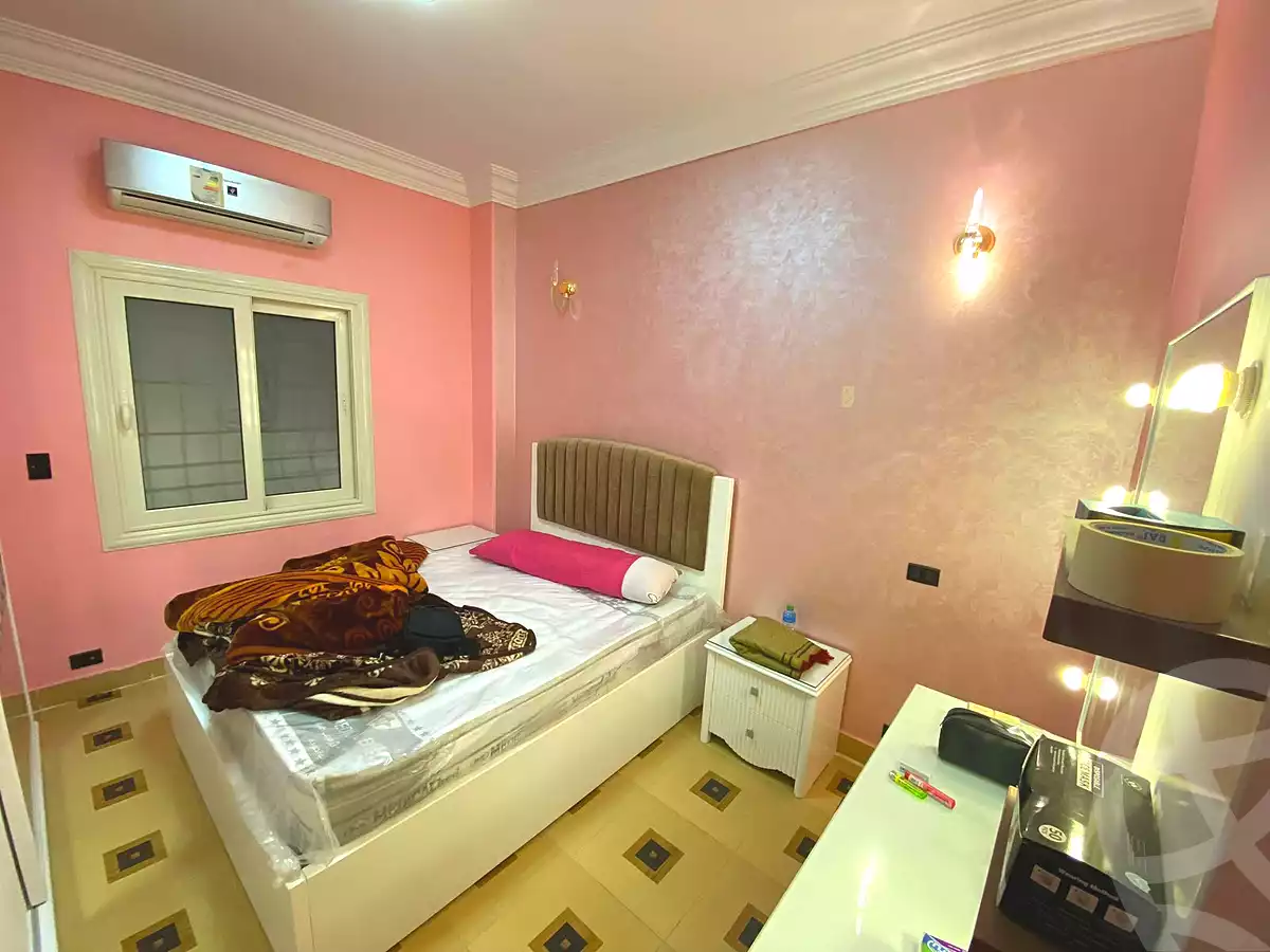 https://aqarmap.com.eg/en/listing/7365239-for-sale-cairo-el-sheikh-zayed-city-compounds-rawdet-zayed