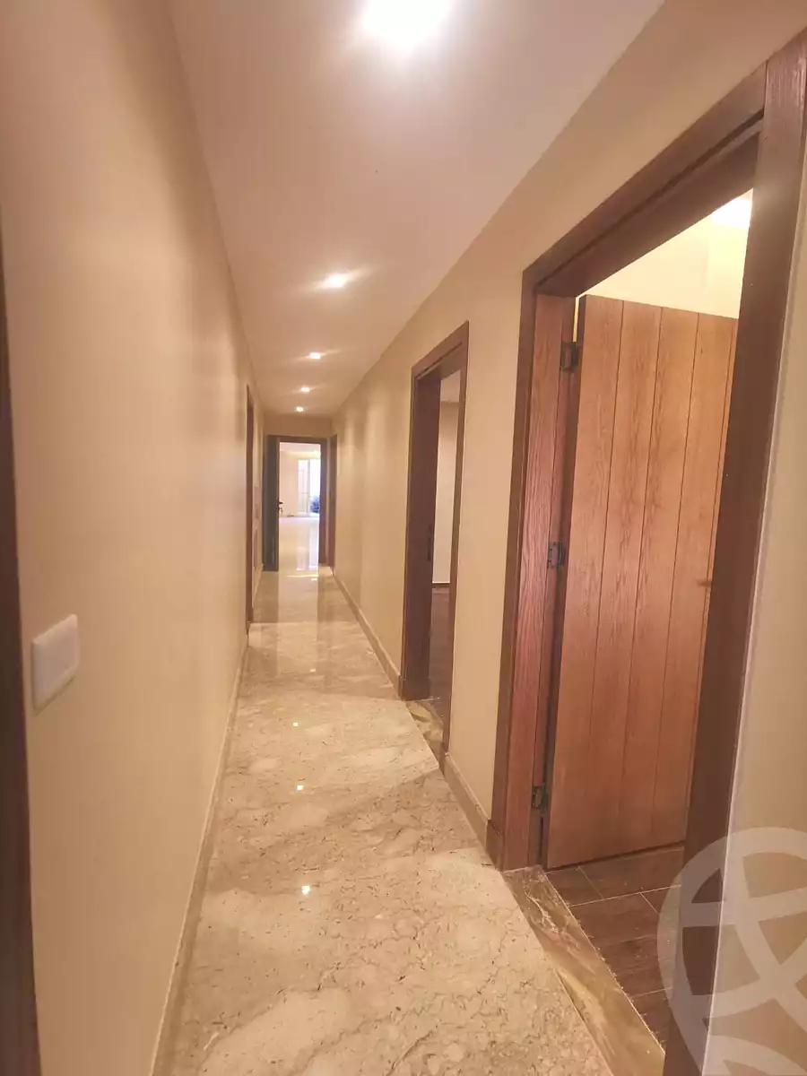 https://aqarmap.com.eg/ar/listing/7365327-for-sale-cairo-el-sheikh-zayed-city-mntq-fr-y-bmdyn-lshykh-zyd