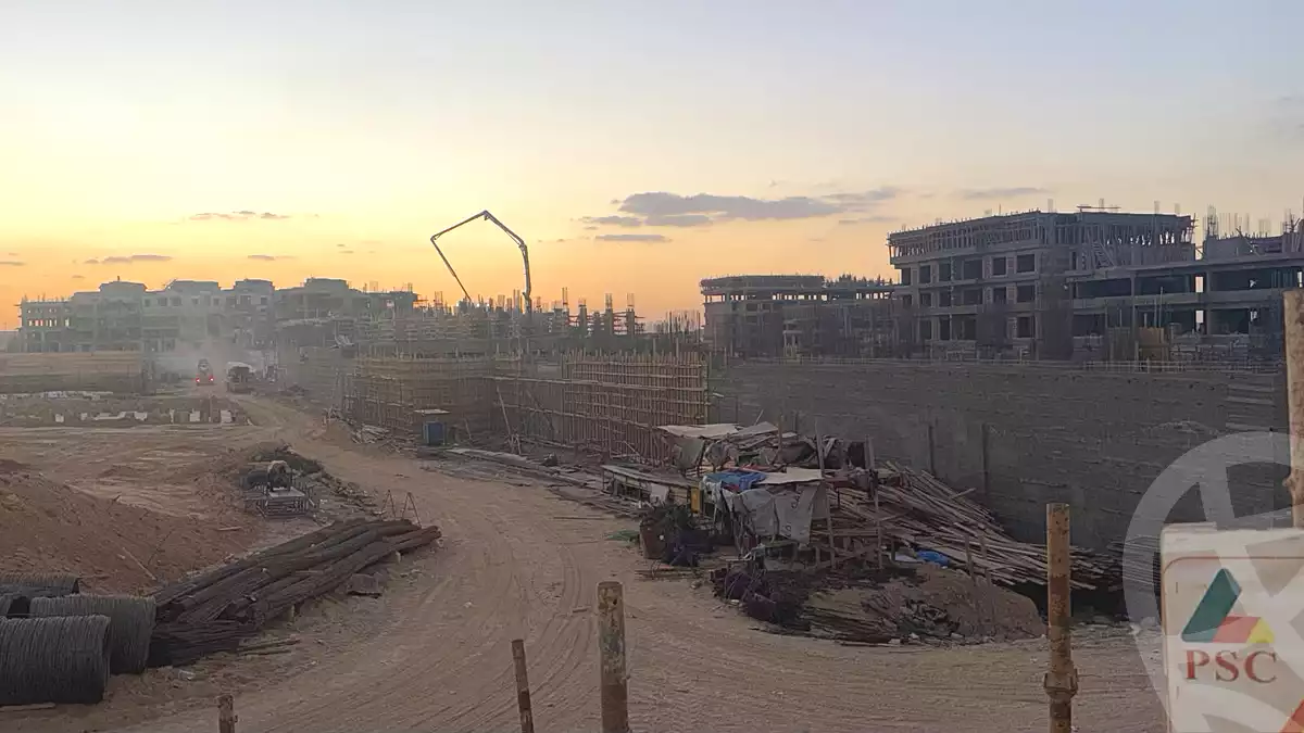 https://aqarmap.com.eg/en/listing/7365341-for-sale-cairo-new-cairo-compounds-regents-square-compound-al-dawlia