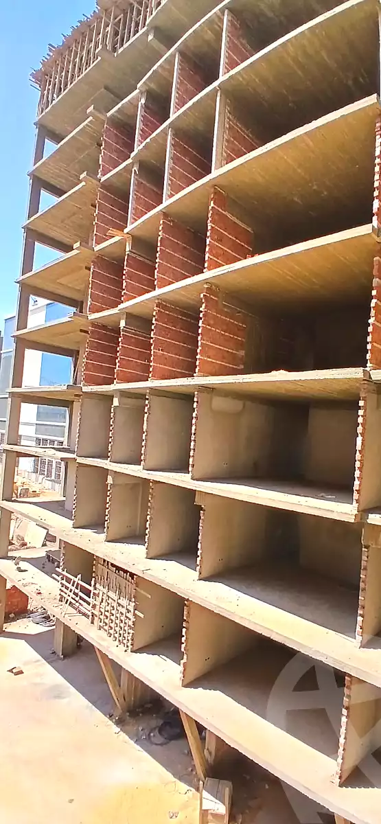 https://aqarmap.com.eg/ar/listing/7365512-for-sale-cairo-new-administrative-capital-ldwn-twn-east-kanyon-mall-dmp