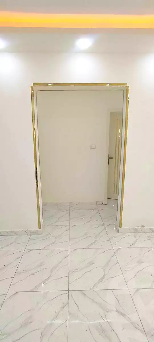 https://aqarmap.com.eg/ar/listing/7365942-for-sale-alexandria-al-agamy-lbytsh-shahr-al-assal-st