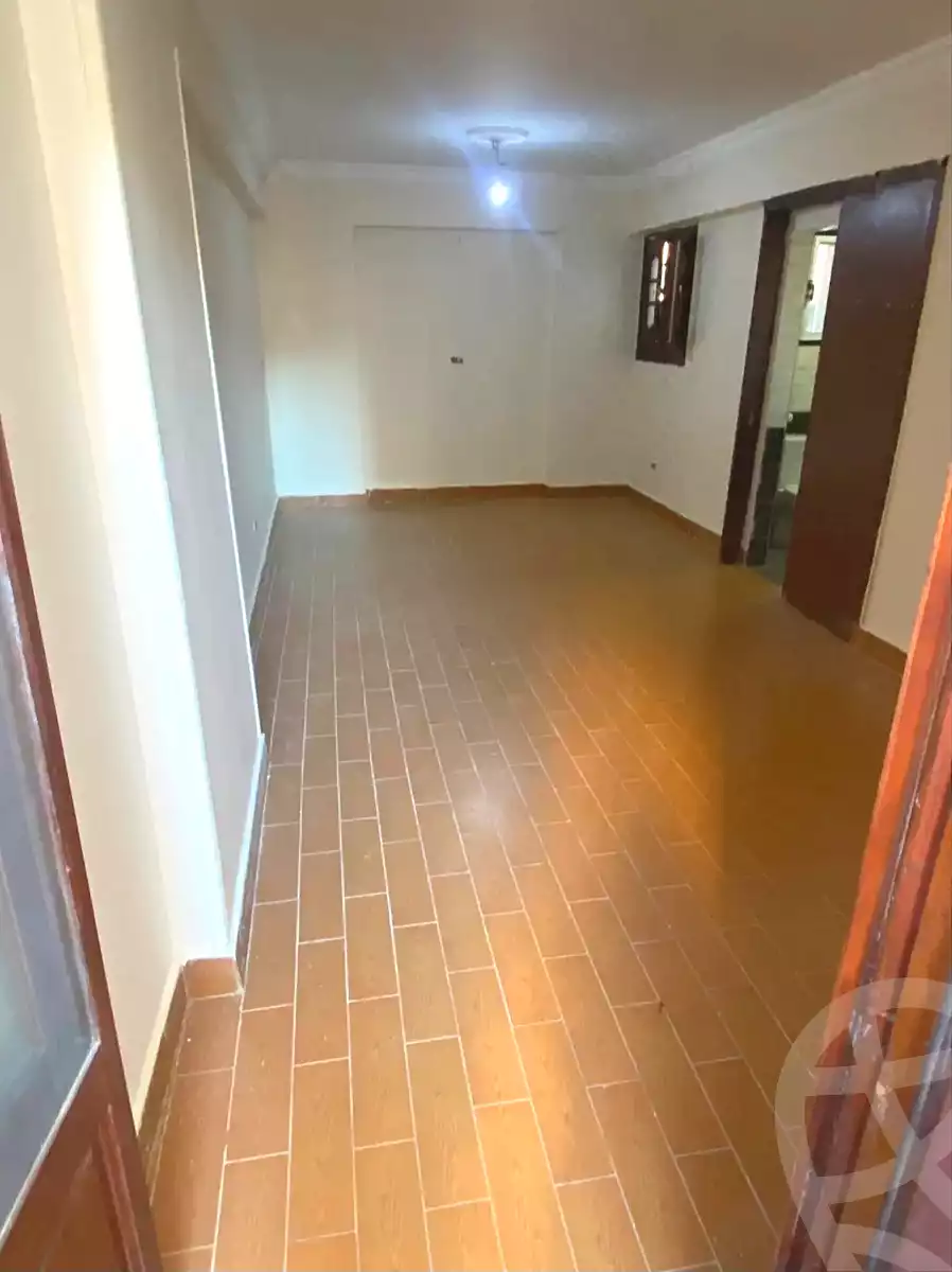 https://aqarmap.com.eg/ar/listing/7366094-for-sale-alexandria-ganaklis