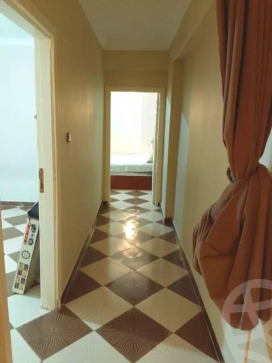 https://aqarmap.com.eg/ar/listing/7366570-for-rent-cairo-helwan-helwan-el-sharkeya-ryad-pasha-st