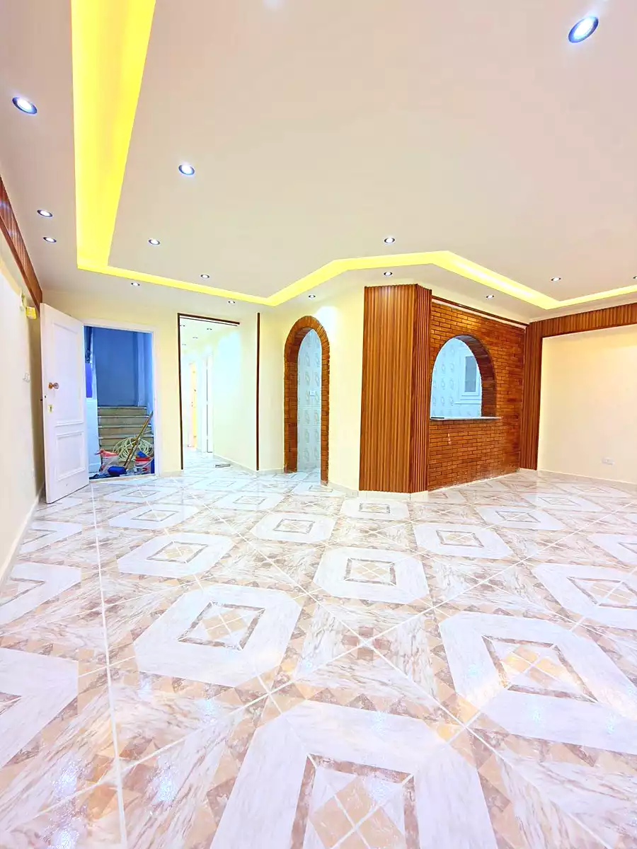 https://aqarmap.com.eg/ar/listing/7366681-for-sale-alexandria-al-agamy-shataa-el-nakheel
